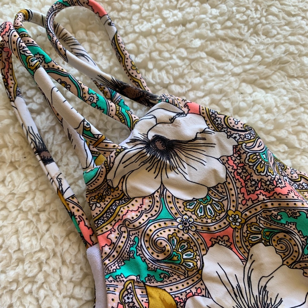 O’NEILL Strappy Bikini Bottoms 🌸👙